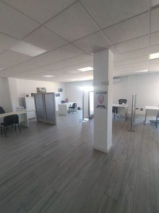 Oficina en alquiler en Polígonos - Recinto Ferial Cortijo de Torres en Málaga
