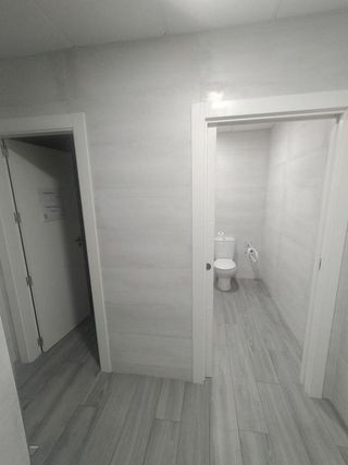 Oficina en alquiler en Polígonos - Recinto Ferial Cortijo de Torres en Málaga