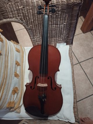 Violín 4/4  Tasado por Luthier
Gliga Cristian. 