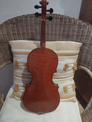 Violín 4/4  Tasado por Luthier
Gliga Cristian. 