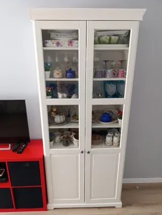 Vitrina LIATORP IKEA Blanca