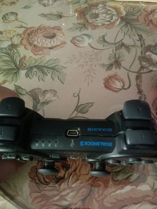 Mandos PS3 Sony Negro y Rosa
