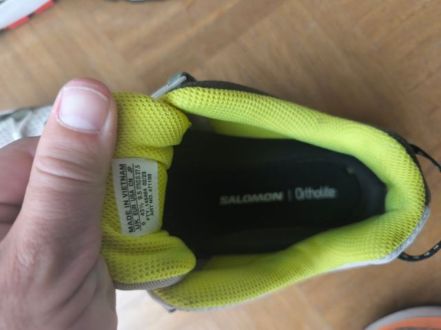 Sapatilhas de Trail Running Salomon Bege/Verde