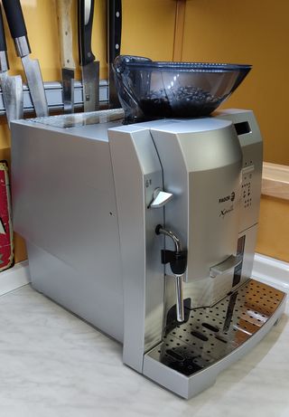 Cafetera Fagor Xperta Superautomática