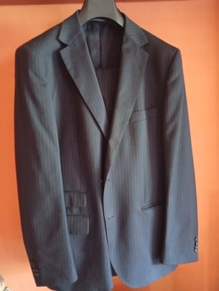 Traje Dustin azul con raya diplomatica