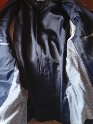 Traje Dustin azul con raya diplomatica