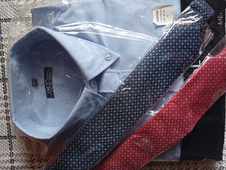 Traje Dustin azul con raya diplomatica