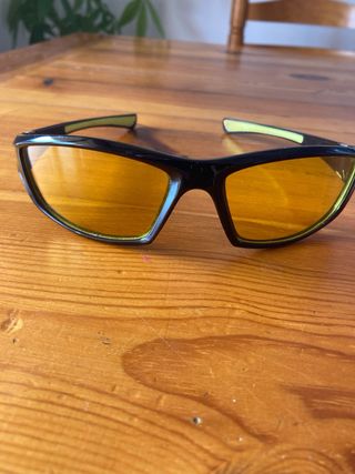 Gafas de sol amarillas polarizadas