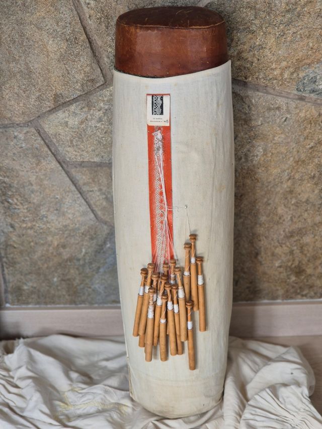 Cojín de bolillos finales s. XIX