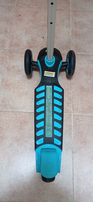Patinete 3 Ruedas Eurekakids Azul