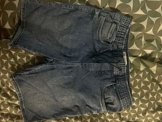 Pantalón corto vaquero Zara azul