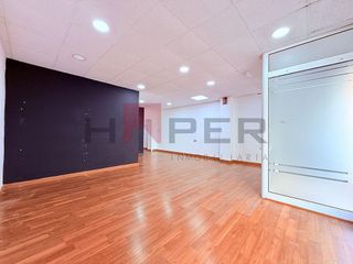 Local comercial en alquiler en Eixample en Prat de Llobregat, El