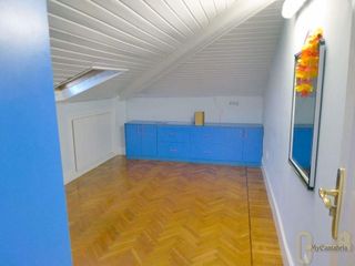 Chalet en venta en Alisal - Cazoña - San Román en Santander