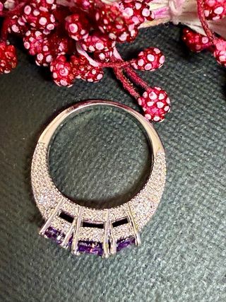 Anillo Plata de Ley Cristales Morados