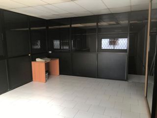 Nave industrial en alquiler en Churriana en Málaga