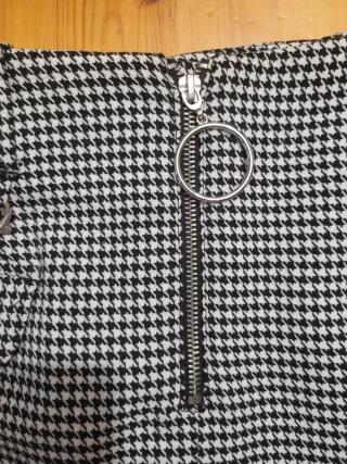 Gonna corta pied de poule con zip