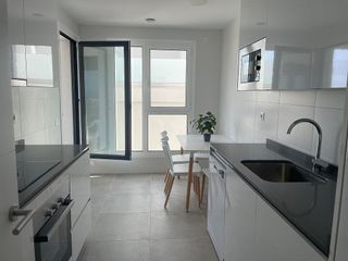Piso en alquiler en Los Castros - Castrillón - Eiris en Coruña (A)