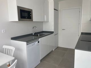 Piso en alquiler en Los Castros - Castrillón - Eiris en Coruña (A)