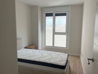 Piso en alquiler en Los Castros - Castrillón - Eiris en Coruña (A)