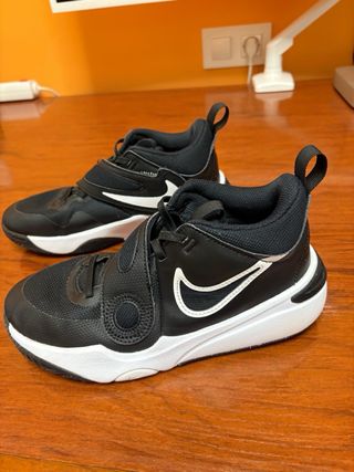 Zapatillas Nike Baloncesto Niños Talla 37,5