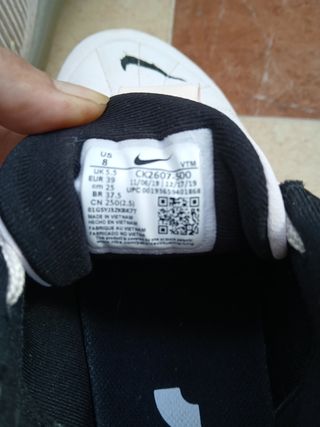 Nike Air Max 720-818 Rosa y Negro
