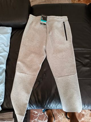Pantalón chándal hombre Primark Talla L estrenar 