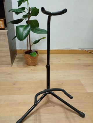 Soporte para guitarra negro