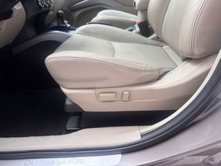 Mitsubishi Outlander 220 DI-D SST Motion