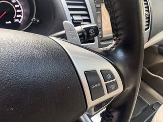 Mitsubishi Outlander 220 DI-D SST Motion