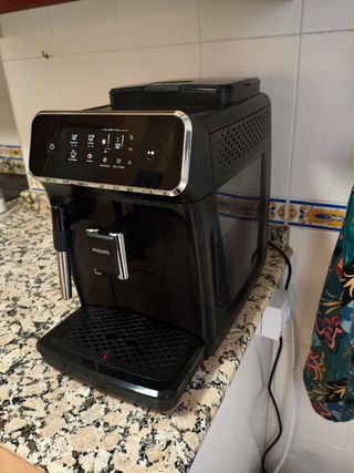 Cafetera Philips Serie 2200