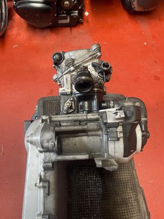 Motor Piaggio Beverly 125 2004