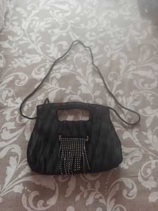 Bolso de fiesta negro con pedrería