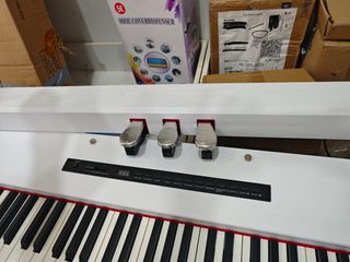 Teclado Glarry GDP-104