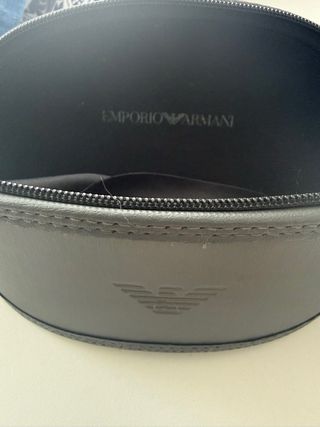 Gafas de sol Emporio Armani negras y plateadas