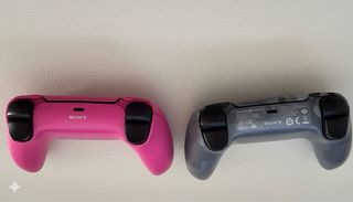 2 Mandos PS5 Rosa y Camuflaje TMR.