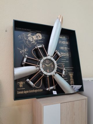 Reloj de pared diseño motor avión