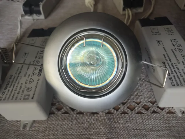 Focos techo empotrables dirigibles OSRAM (5uds)