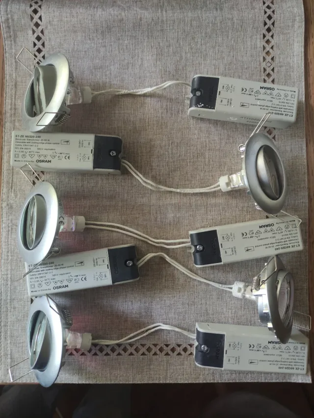 Focos techo empotrables dirigibles OSRAM (5uds)