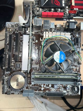 Placa Base ASUS H97M-Plus Intel H97