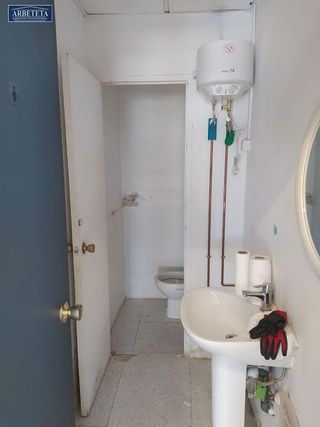 Local comercial en venta en Constitución-El Balconcillo en Guadalajara
