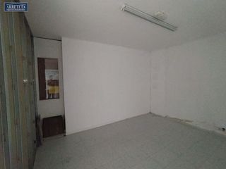 Local comercial en venta en Constitución-El Balconcillo en Guadalajara