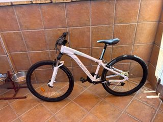 Bicicleta Rockrider Blanca