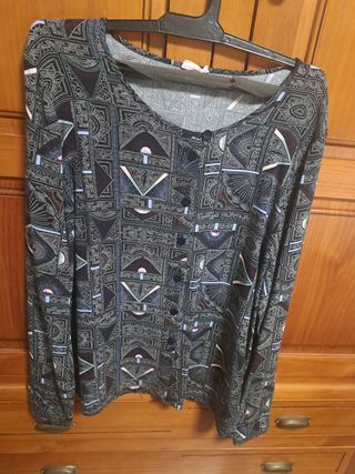 Camisa mujer manga larga estampada