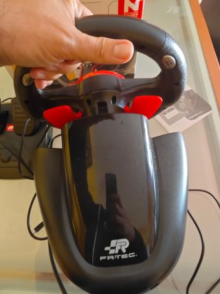 Volante Turbo Cup para Nintendo Switch y PC
