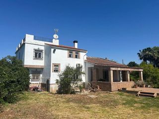 Chalet en venta en Oromana en Alcalá de Guadaira
