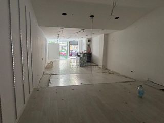 Local comercial en alquiler en Santa Marina - La Paz en Badajoz