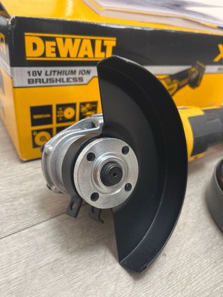 DEWALT DCG406N-XJ Mini-Amoladora sin escobillas