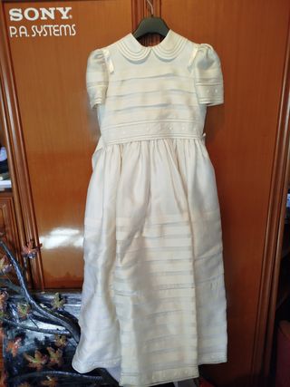 Vestido de Comunión.
Talla 120.