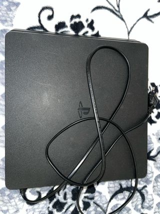 PS4 (PlayStation 4) Negra