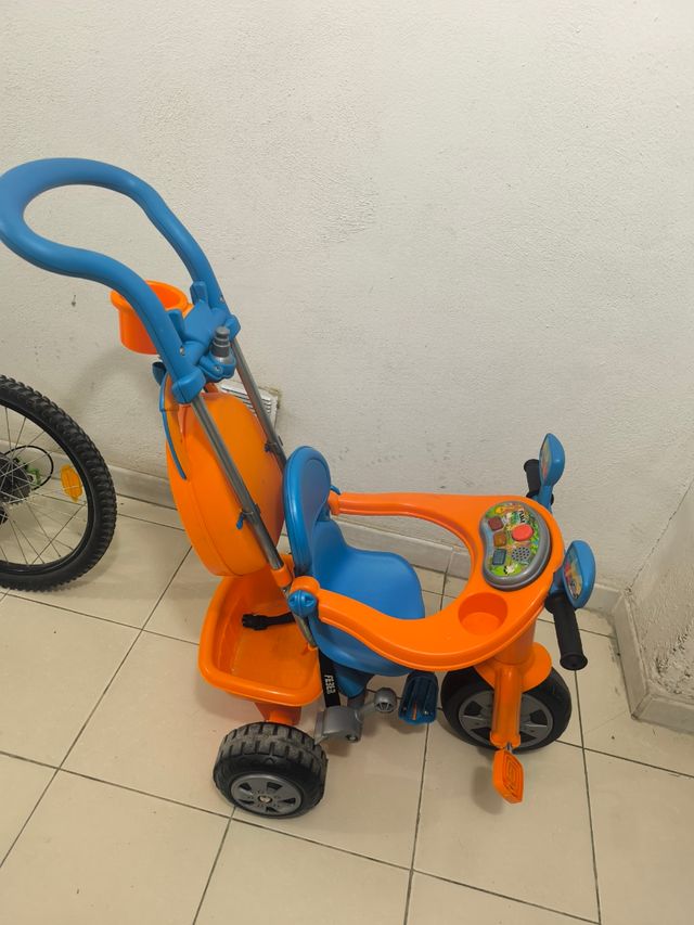 Triciclo Feber Music Naranja y Azul